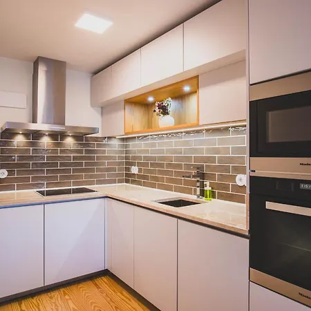 Casa P'ra Muralha Обидуш